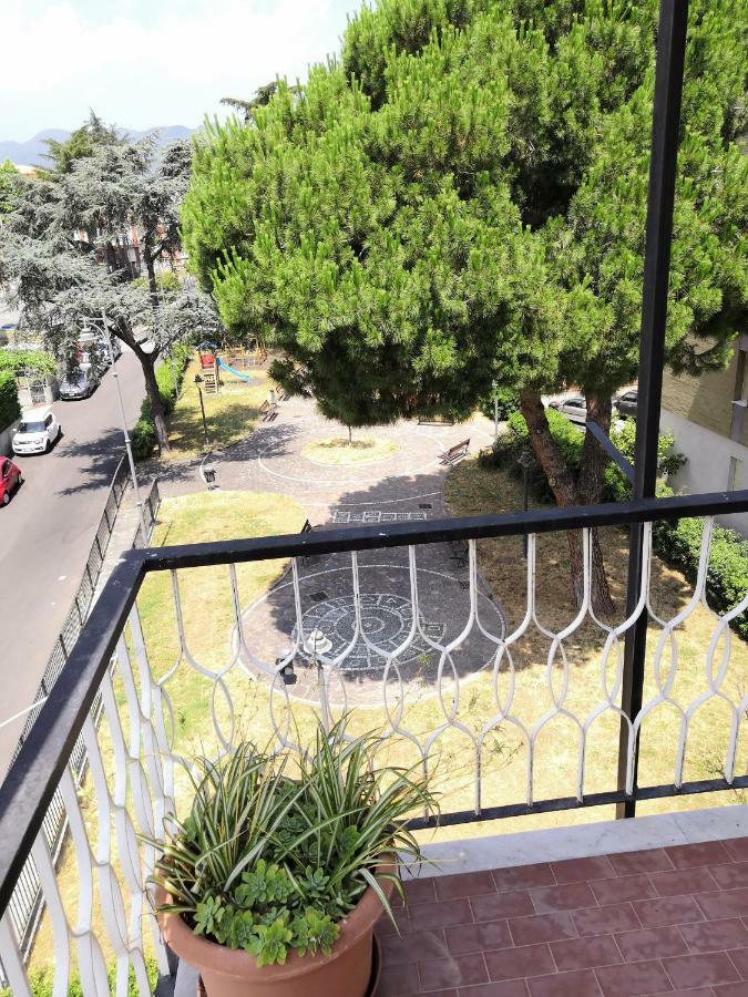 Apartmán House Henry Vado Ligure Exteriér fotografie